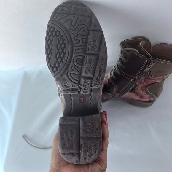 Women's ELITES By Corky's Brown artsy Leather Ankle Boots-Size 7-ALICIA - Picture 7 of 9